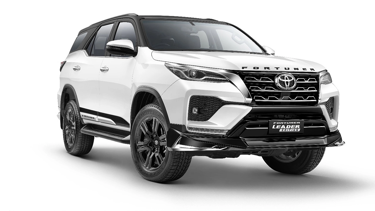 self drive toyota fortuner